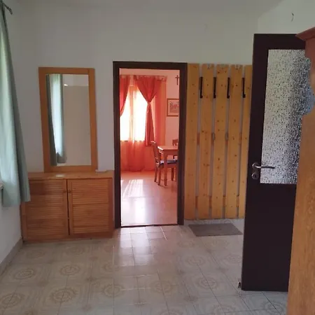 Flora House Holiday home Kereki